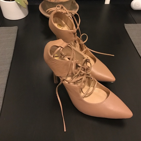 Chase and Chloe strappy heels - Picture 2 of 4