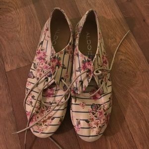 NWOT Aldo leather nude floral oxfords flats loafer