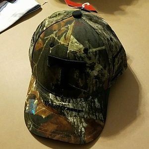 CAMO UT HAT MOSSY OAK NEW