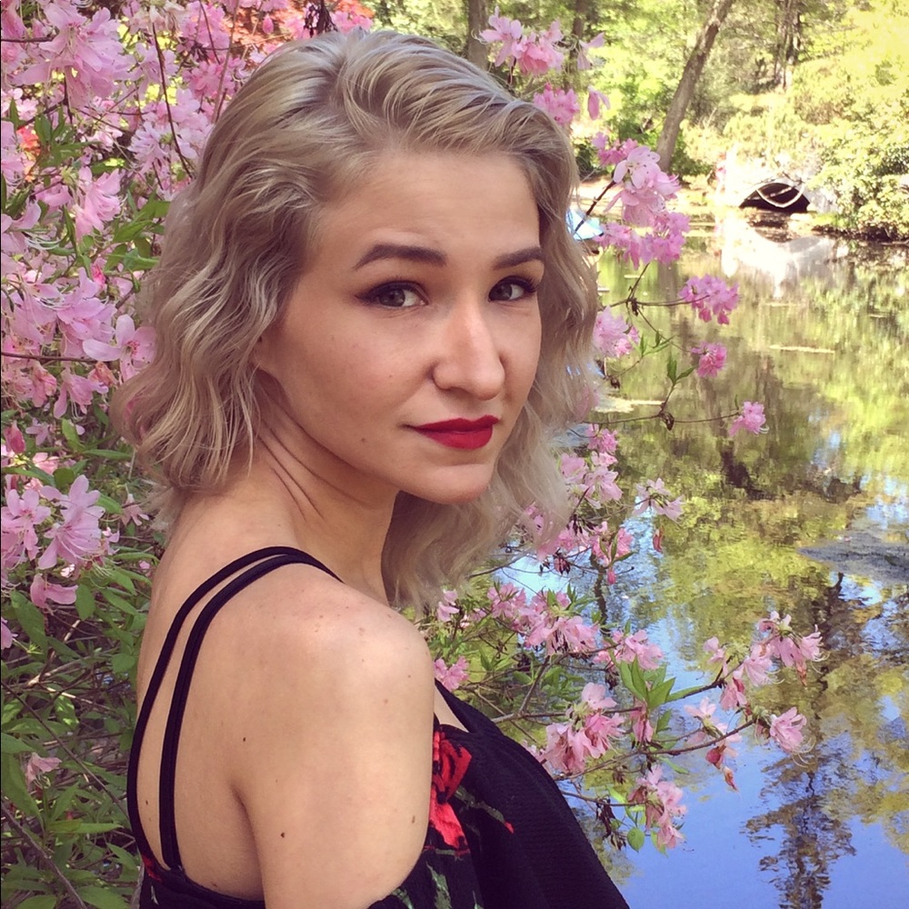 Meet your Posher, Amber