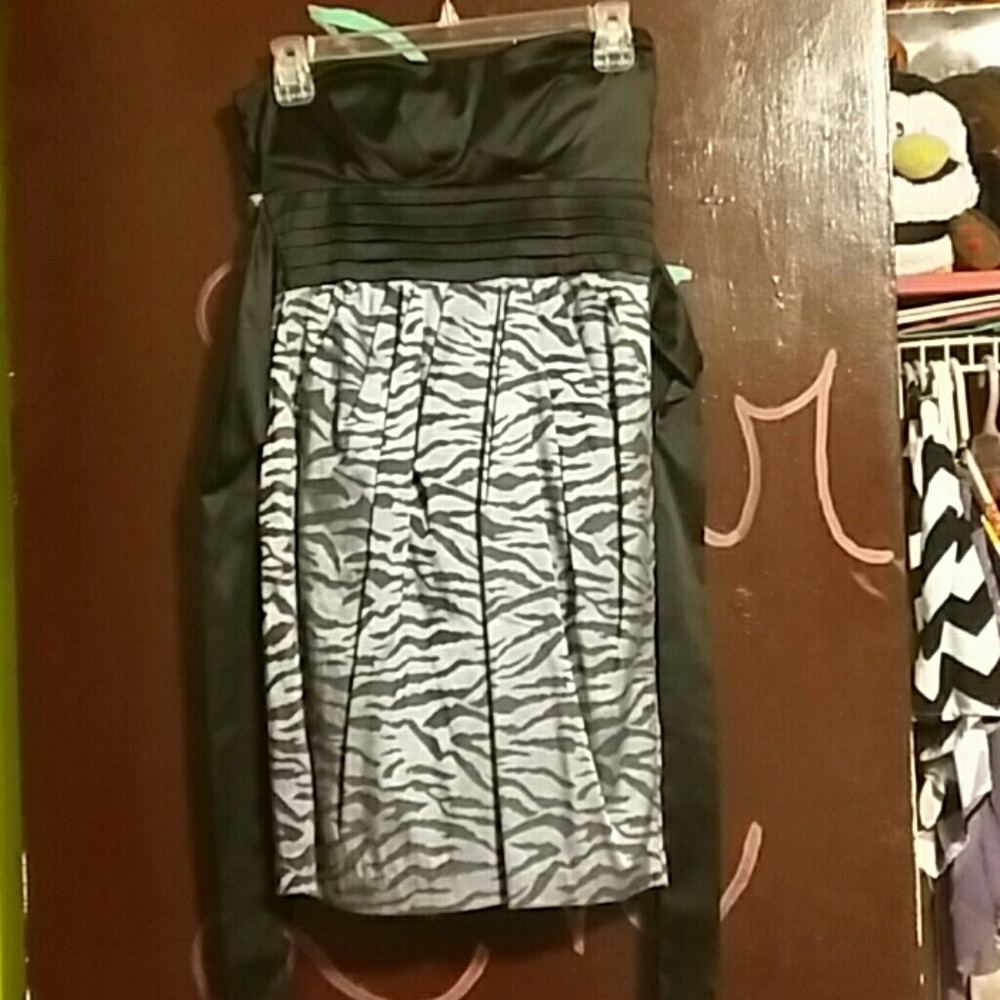 Black  and purple strapless animal print dress