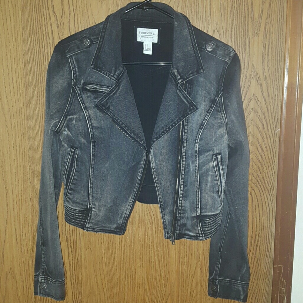 Distressed Denim Jacket EUC!!!