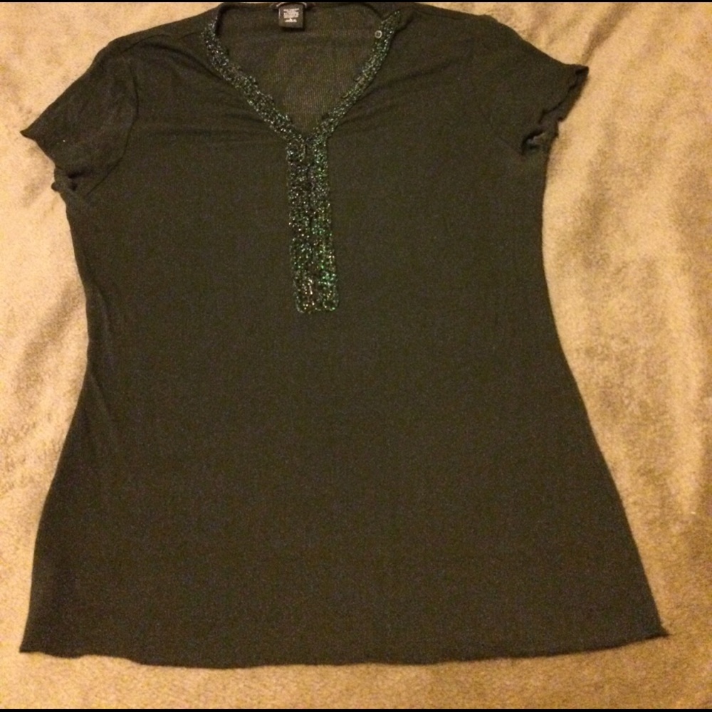 Black knit shirt