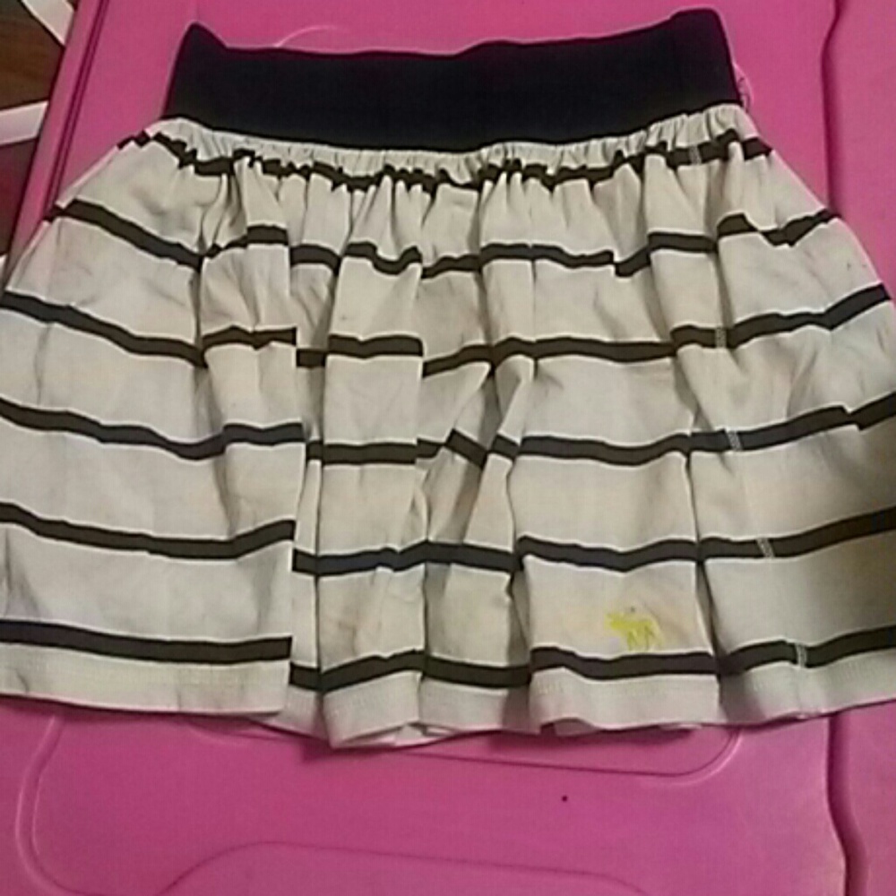 Abercrombie and Fitch high waisted skirt xs