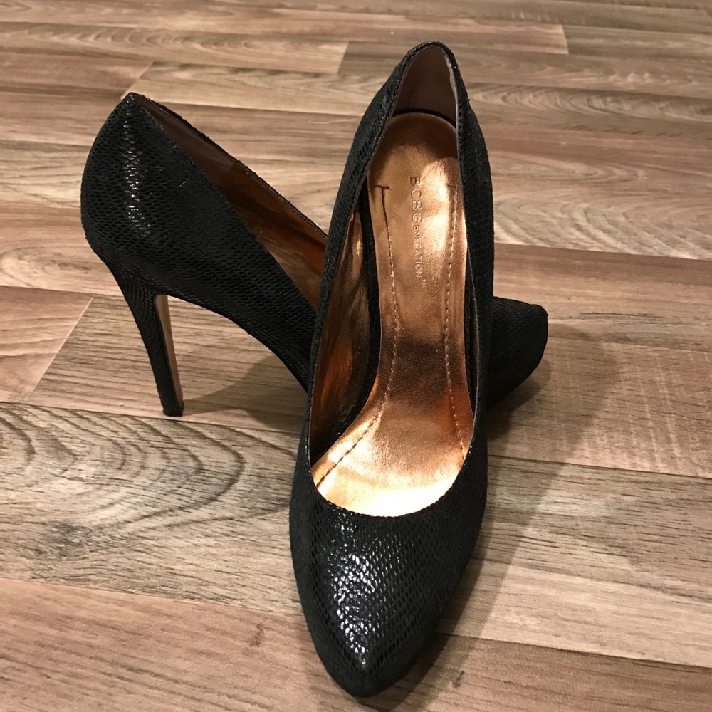 Snake Print BCBG Pump