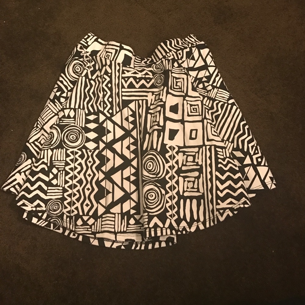 Aztec print skirt