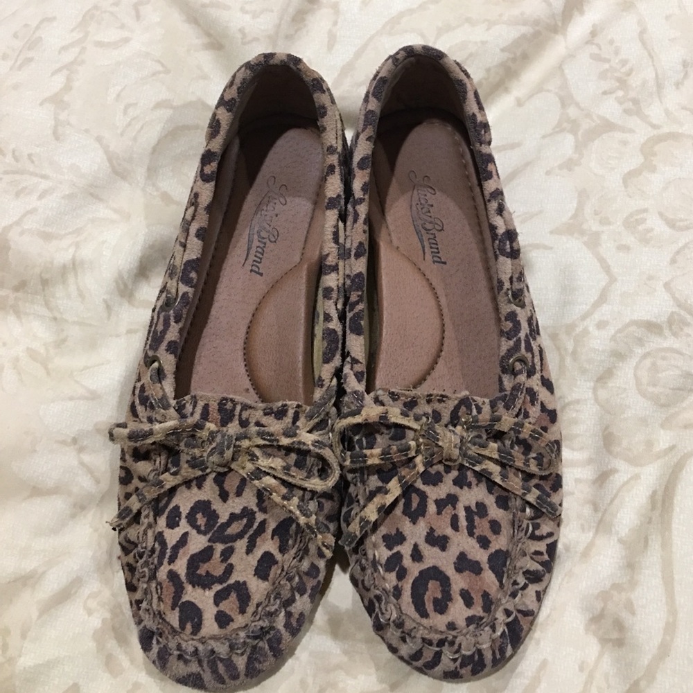 Lucky Brand Leopard Moccasin/Loafer. Size 6.