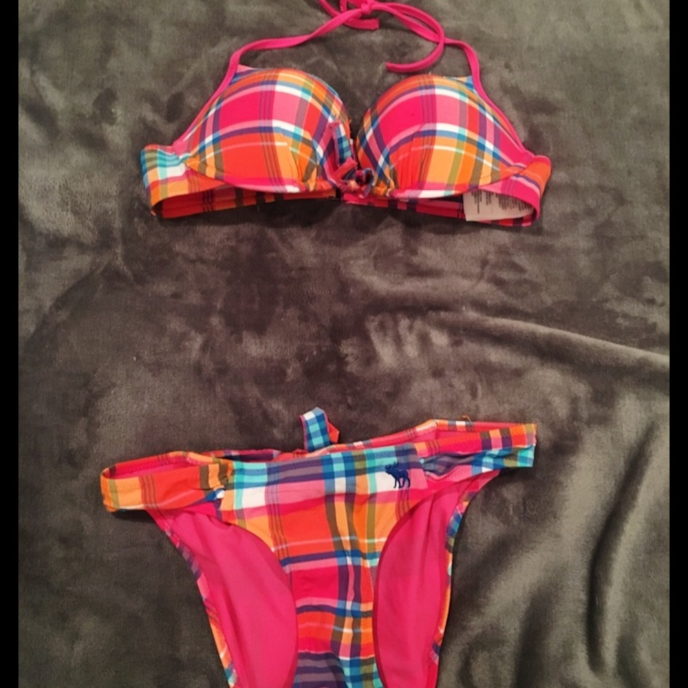 BIKINI SET 👙💘