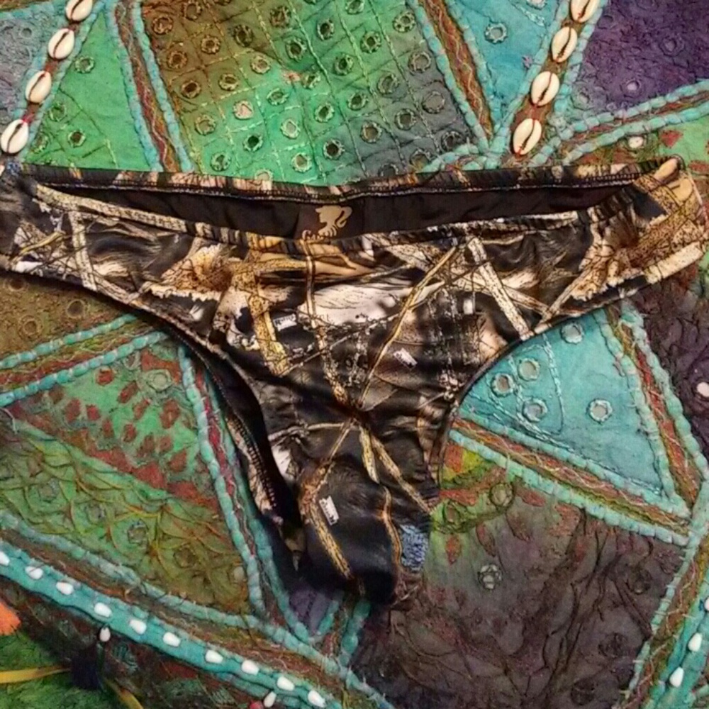 XS Camo Girl Bathing Suit Bottoms