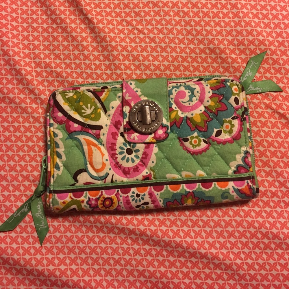 Vera Bradley Turnlock Wallet