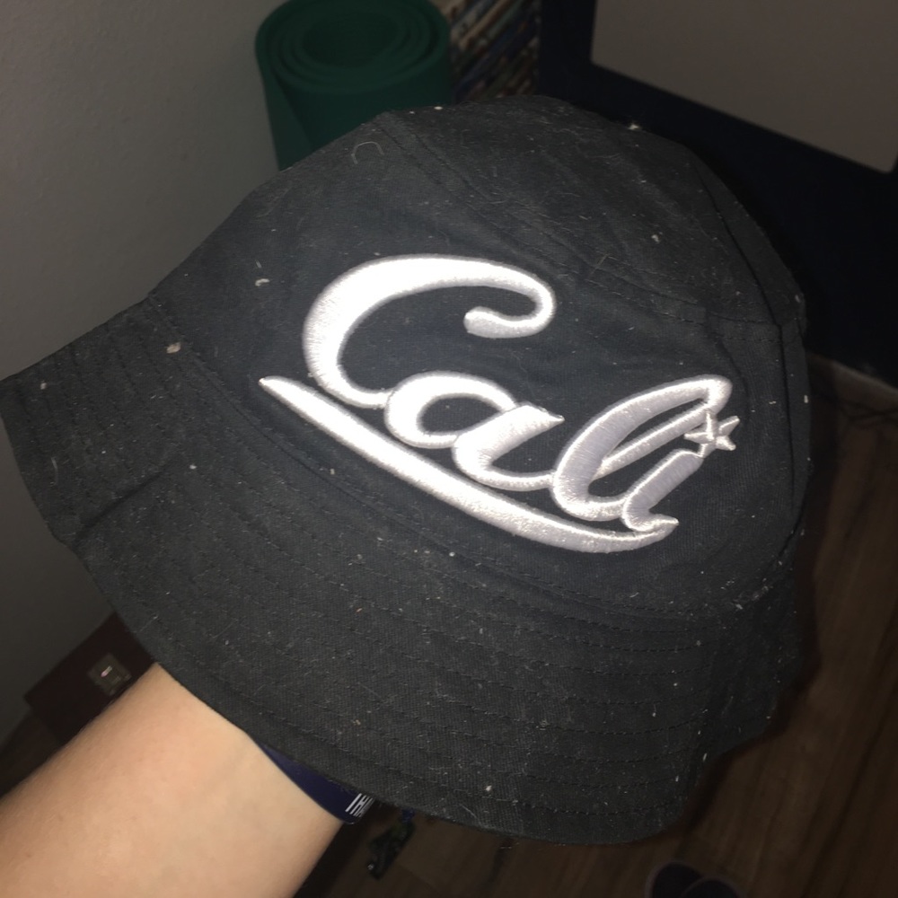 Cali Bucket Hat
