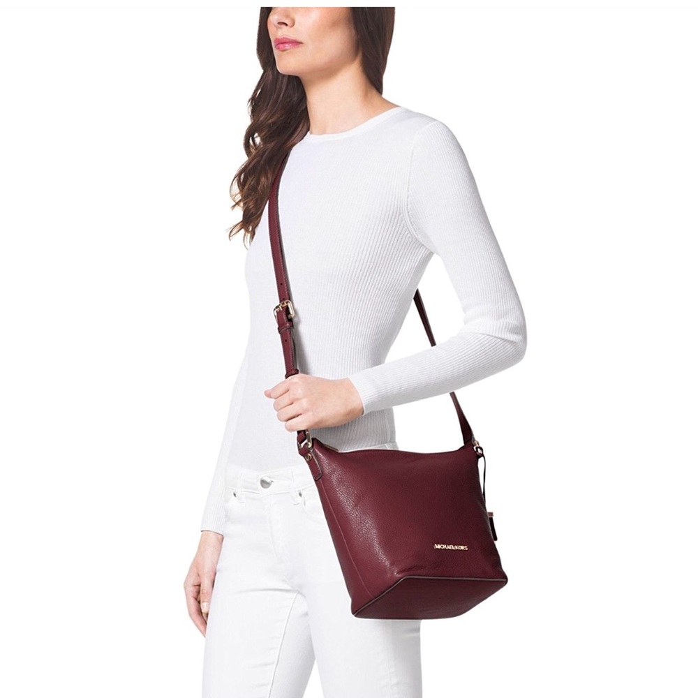Bedford medium cross body extra photos