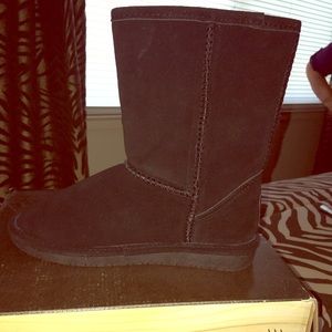Black Bear Paw boots! New!