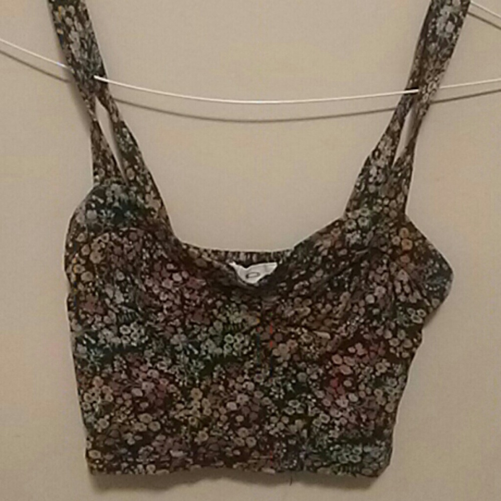 Pins and needles floral crop top xs