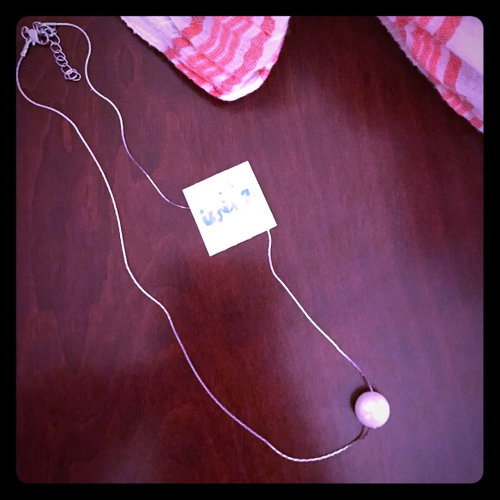 Single Pearl Silver Necklace