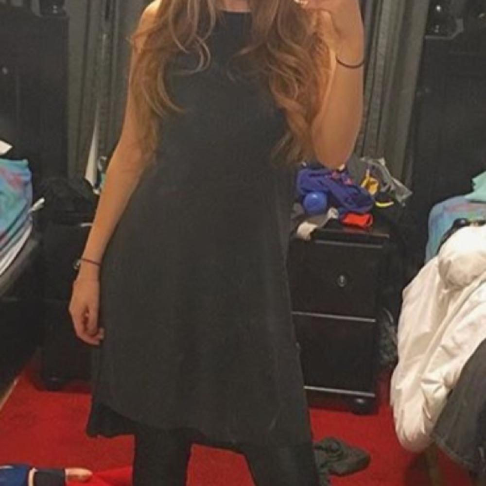 Backless Dress/top - Picture 2 of 3