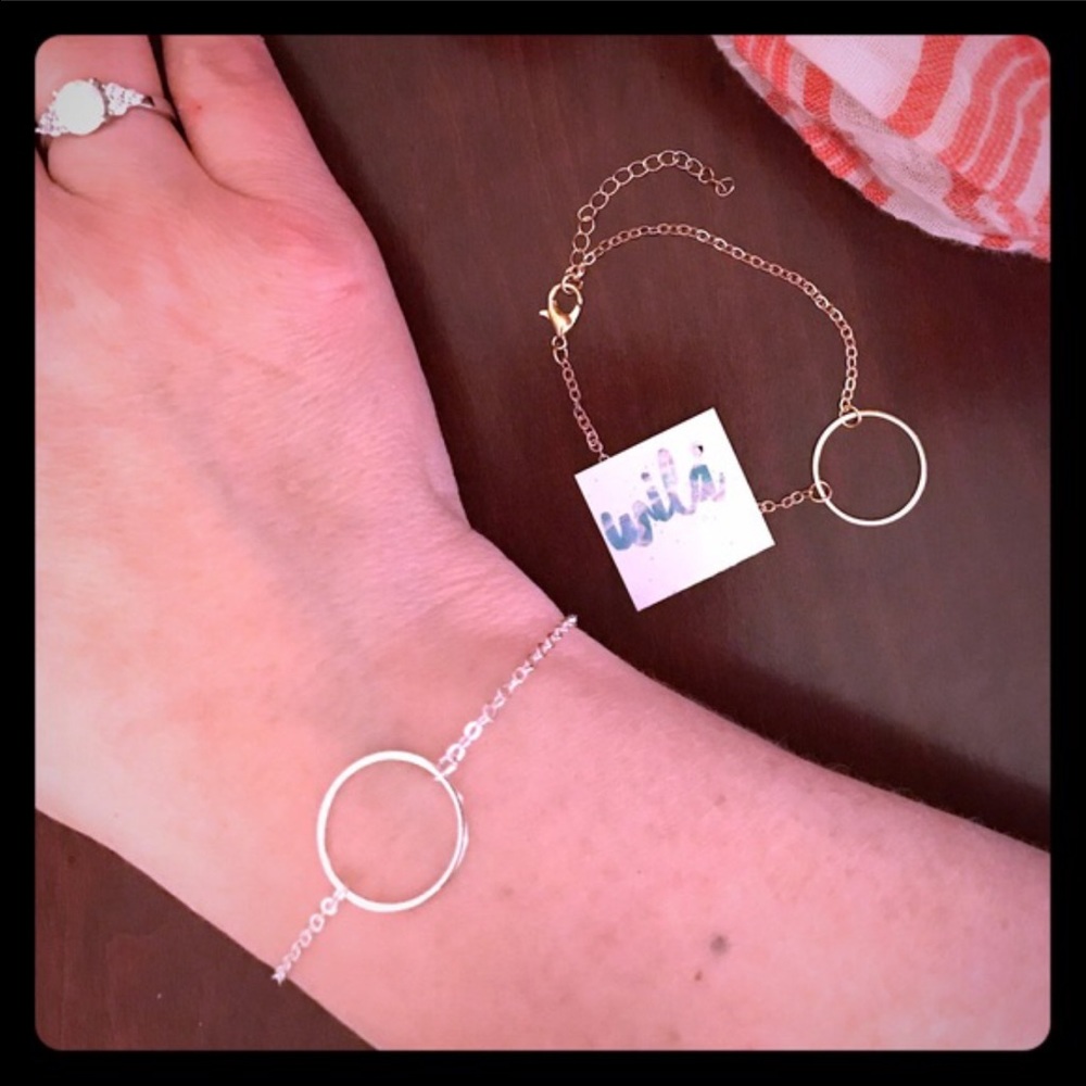 Circle Minimalist Bracelet