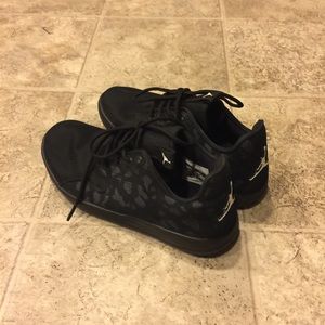 BLACK JORDAN ECLIPSE