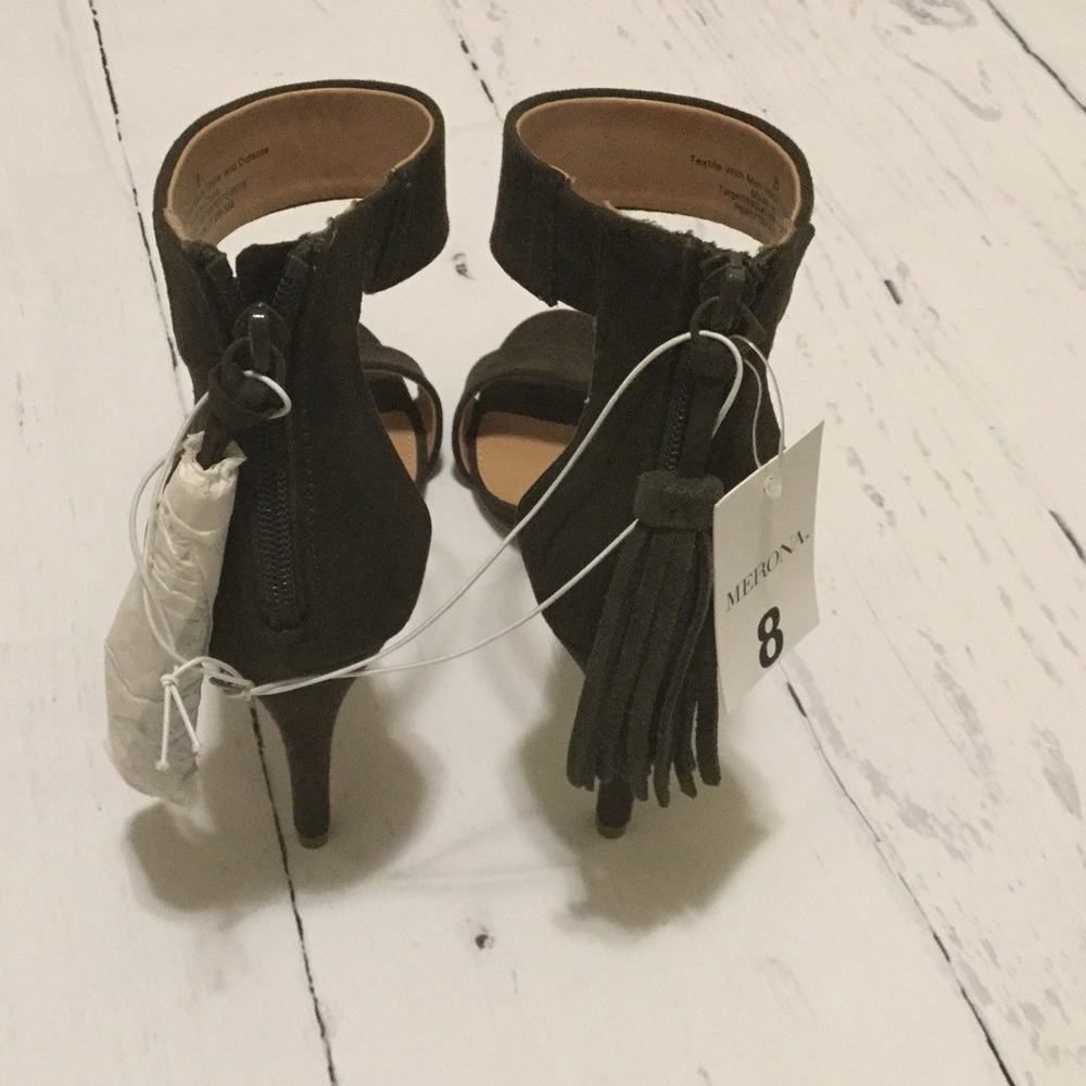 Olive Green Heeled Sandals - Picture 5 of 6