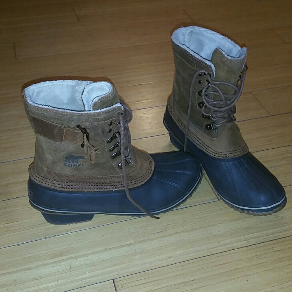 Women's Sorel duck boots :)