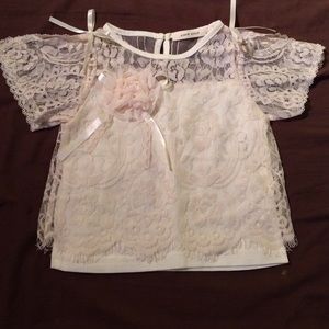 💞SALE💕NWOT cute lace top!!