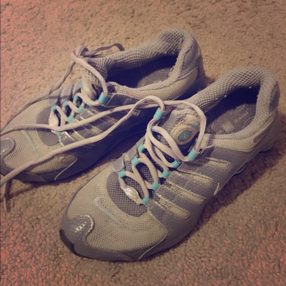 Nike Shox size 8