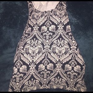 Sleeveless crop top!