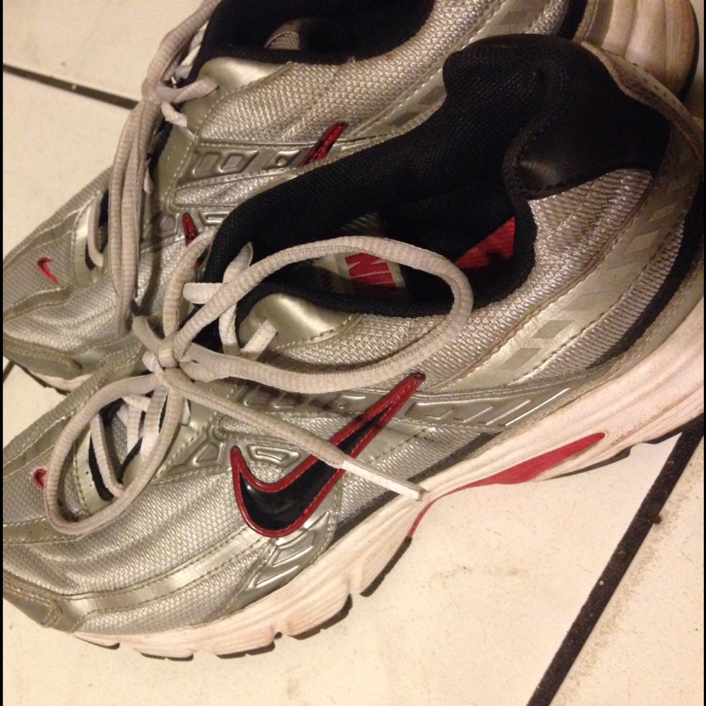 Nike Initiators