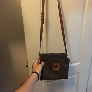 Michael Kors Crossbody!