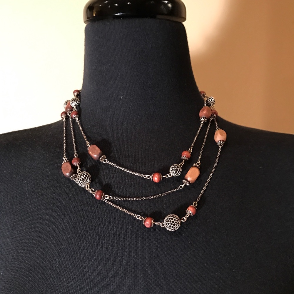 Costume Layered Necklace!.