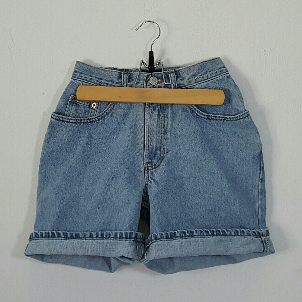 Medium wash shorts