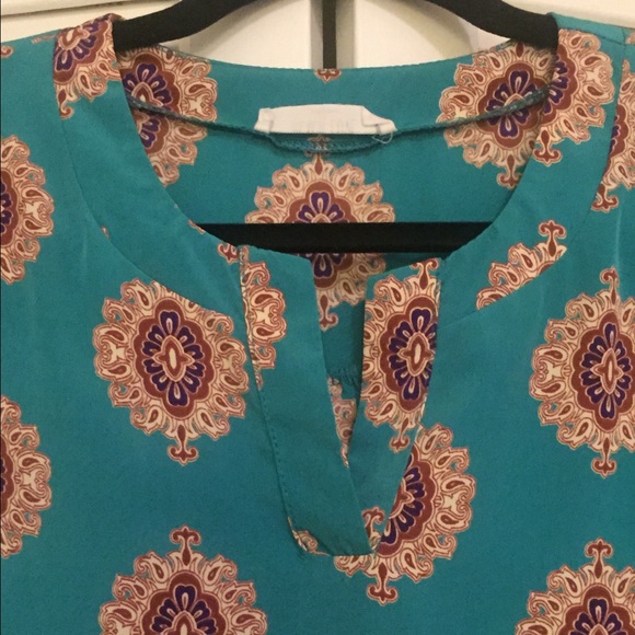 Turquoise tunic - Picture 2 of 3
