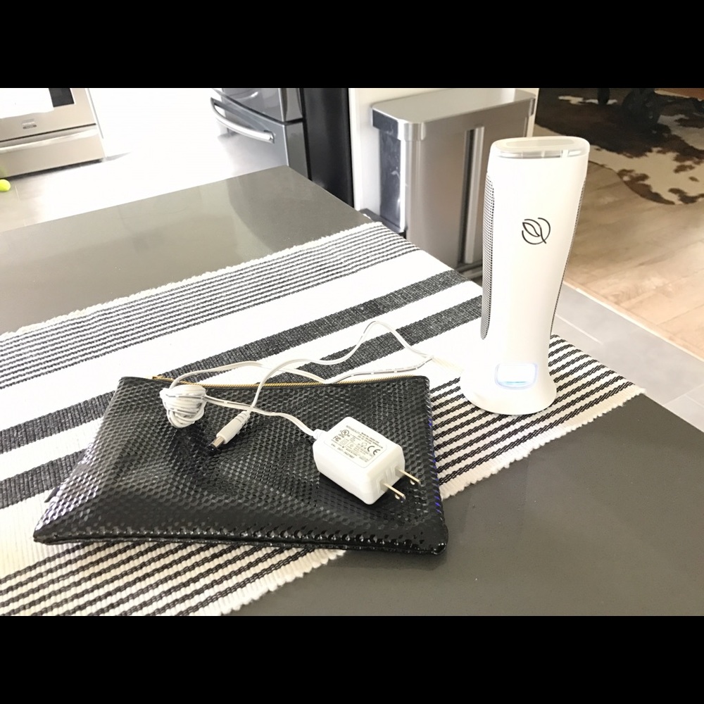 Tria Acne Skin Perfecting Blue Light Beauty Device