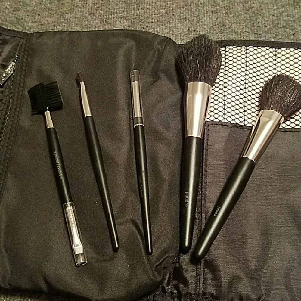 5 pc New Mary Kay Brush Set