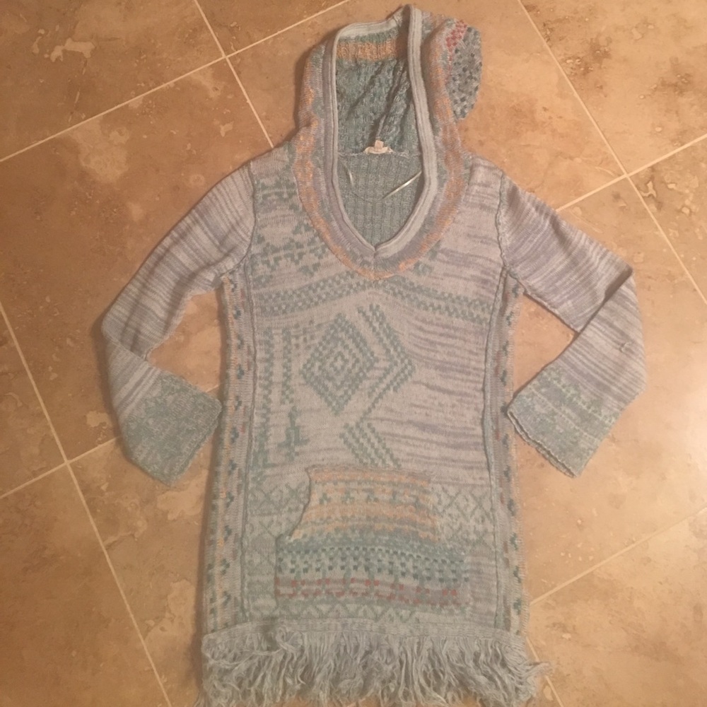 Hooded sweater
