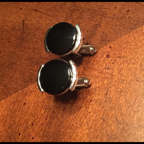 Cuff links - Picture 2 of 3