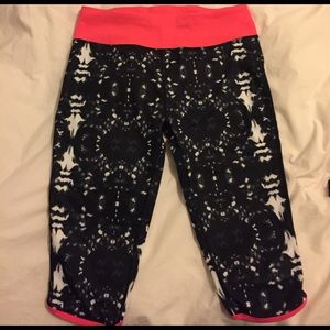 Fabletics Workout Capris