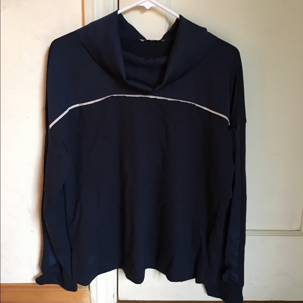 Zara sweatshirt