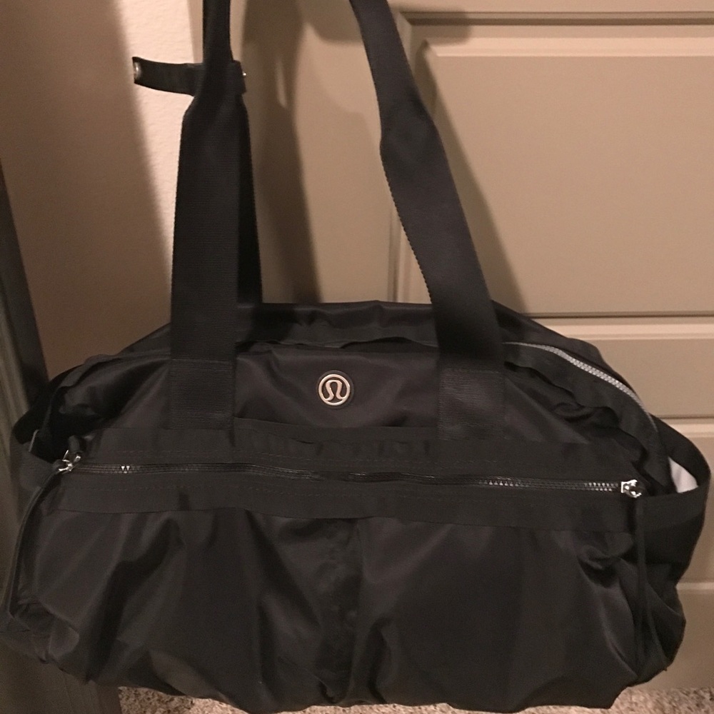 Lululemon duffel bag