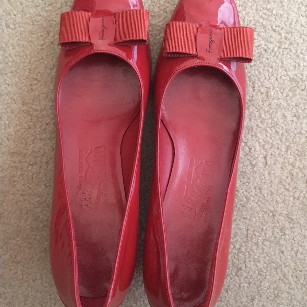 Bow Tie Low Heels