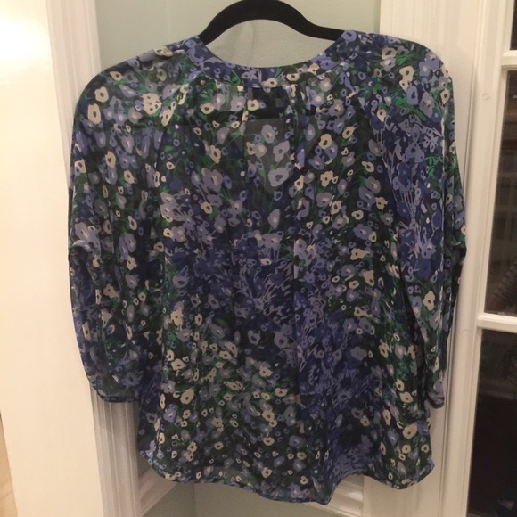Anthropologie 100% Silk Top - Picture 5 of 6