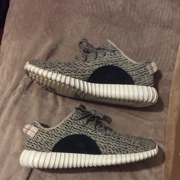 Yeezy 350 "Turtle Dove" size 12 OG all - Picture 2 of 6