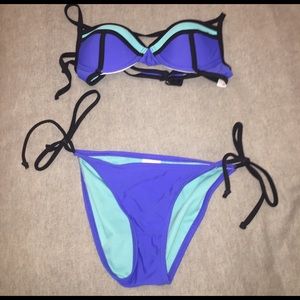 blue colorblock swimsuit set