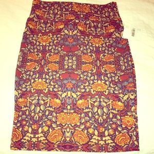 LuLaRoe Carrie skirt