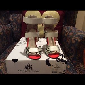 Rock & republic shoes