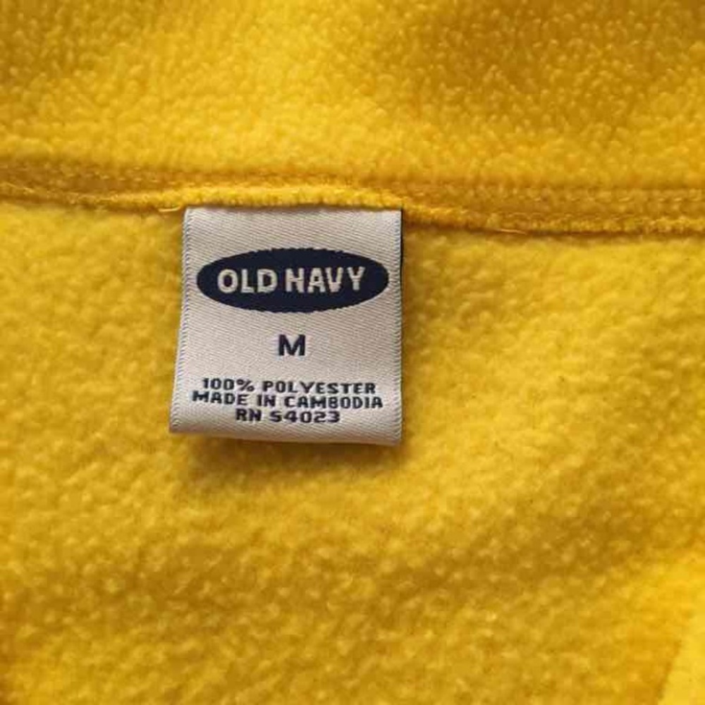 Fleece - Picture 3 of 4