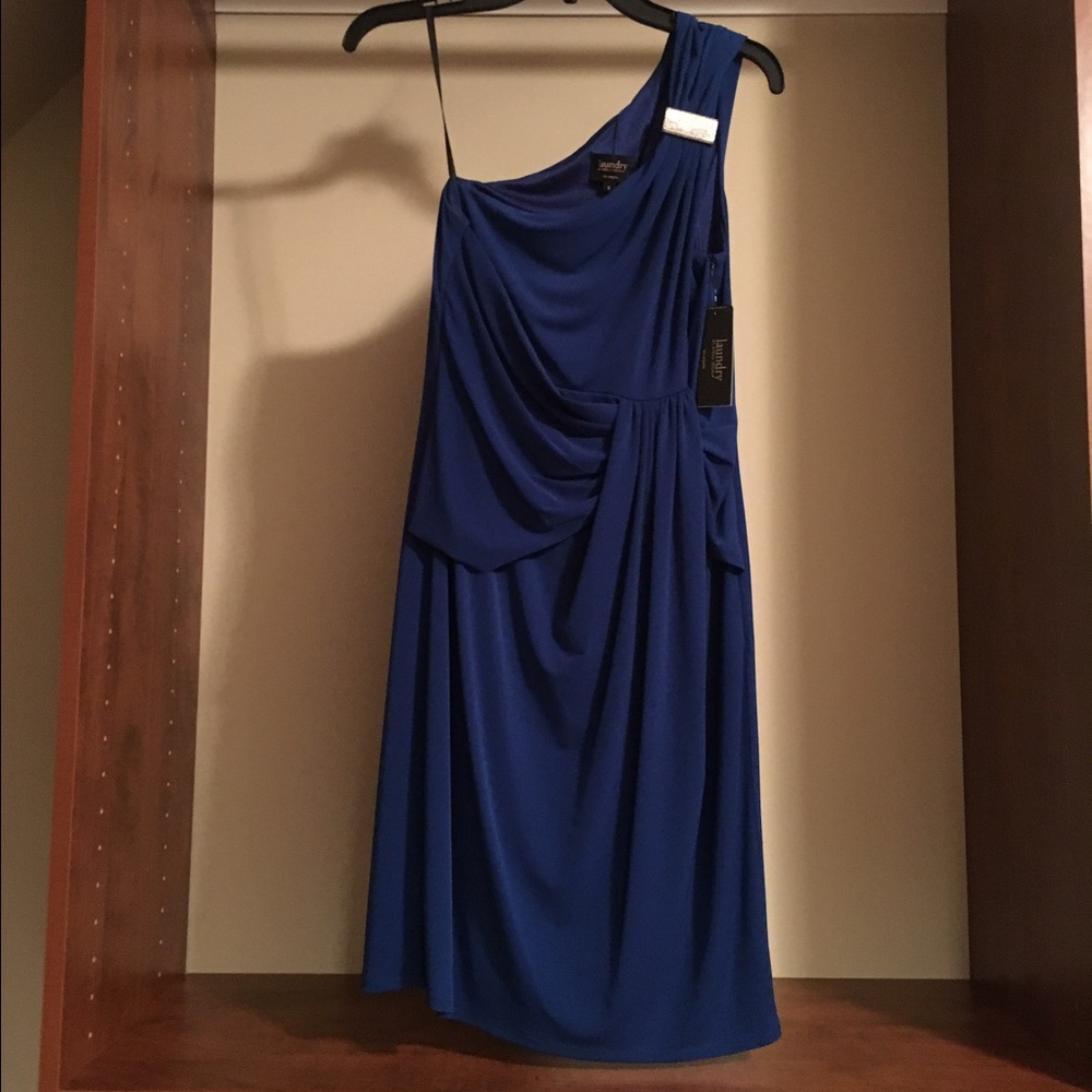 Blue one shoulder royal blue dress!