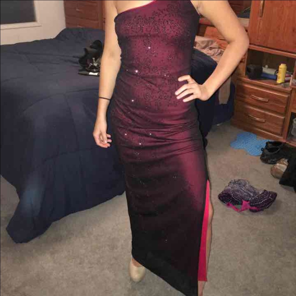 Prom Dress - Picture 2 of 3