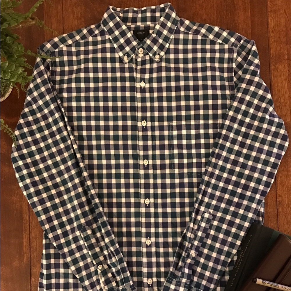 🎉HOST PICK🎉 J Crew - Medium - Button Down