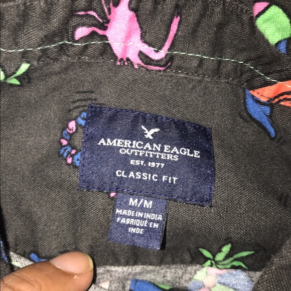 Hollister short sleeve button up shirt - Picture 2 of 2